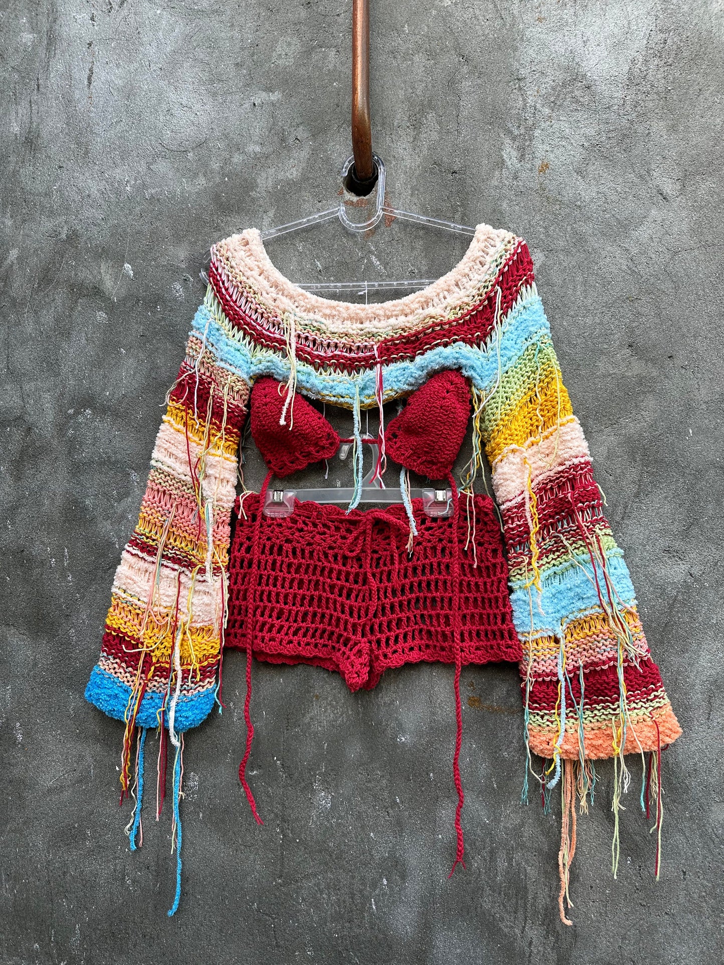 3 pcs cool crochet outfit woman Wide long sleeve crop top Bra and shorts set Festival tassel top outfit Bright beach rave wear clothes gift