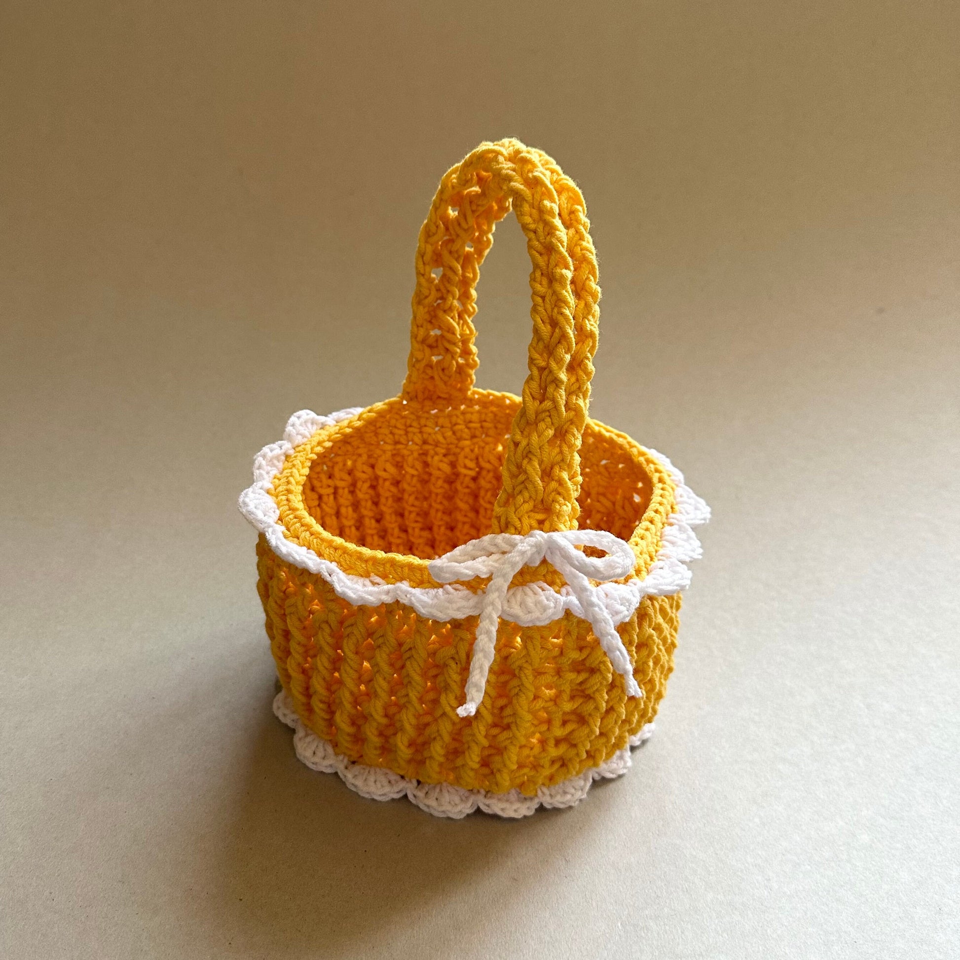 Easter Crochet Pattern Egg Storage Crochet Holder with Handle by Garust