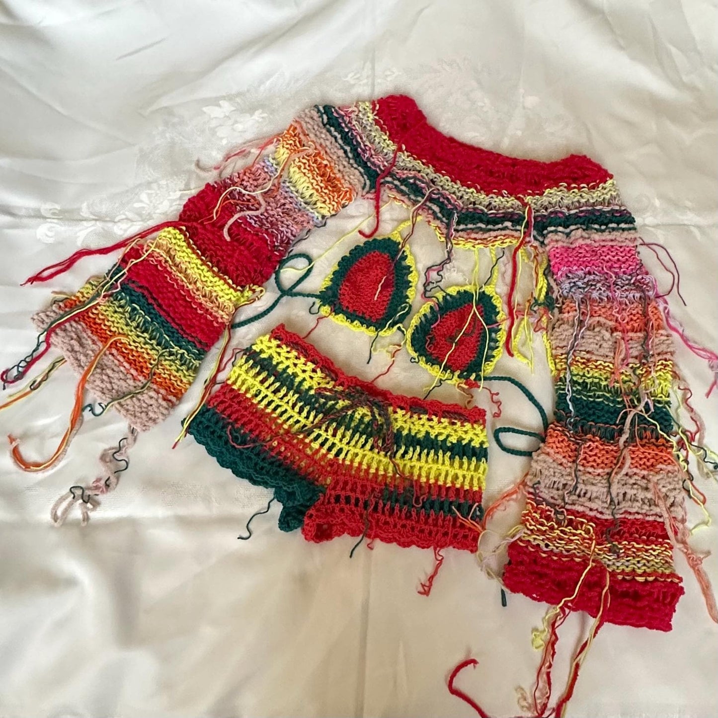 3 pcs cool crochet outfit woman Wide long sleeve crop top Bra and shorts set Festival tassel top outfit Bright beach rave wear clothes gift