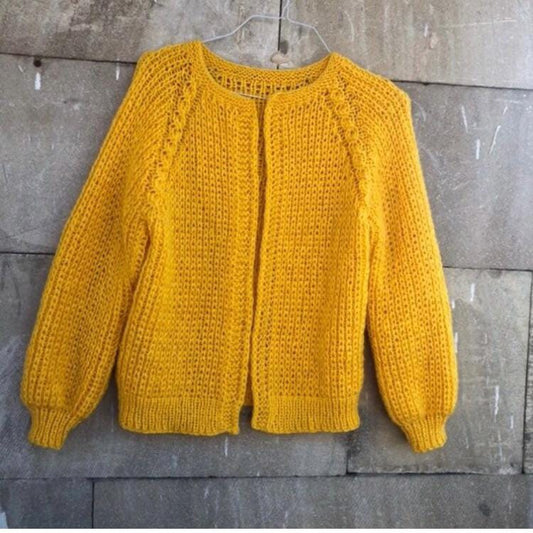 Wool Chunky Cable Knit Open Front Cropped Cardigan for Women’s by Garust