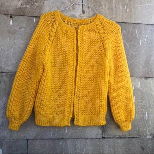 Wool Chunky Cable Knit Open Front Crop Cardigan for Women’s by Garust