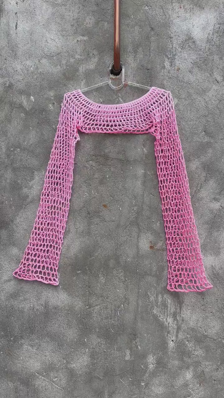 Crochet long sleeve mesh crop top pattern ladies Trendy y2k crop top See through top Easy crochet top lace sleeves Crochet shrug Fishnet top